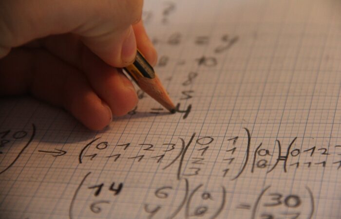 Passion_pour_les_mathématiques_:_comprendre_le_volume_d_un_cône